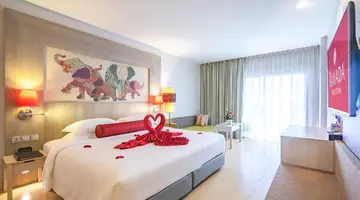 Ramada By Wyndham Phuket Deevana