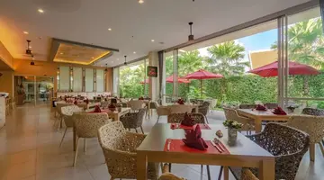 Ramada By Wyndham Phuket Deevana
