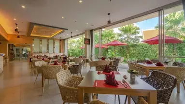 Ramada By Wyndham Phuket Deevana
