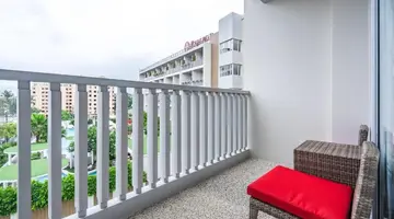 Ramada By Wyndham Phuket Deevana