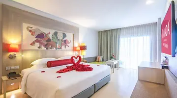 Ramada By Wyndham Phuket Deevana