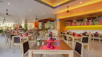 Ramada By Wyndham Phuket Deevana
