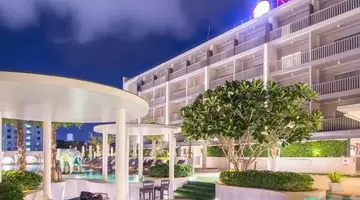 Ramada By Wyndham Phuket Deevana