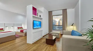Ramada Hotel and Suites By Wyndham Dubai JBR