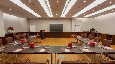 Ramada Hotel and Suites by Wyndham JBR