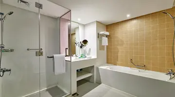 Ramada Hotel and Suites by Wyndham JBR