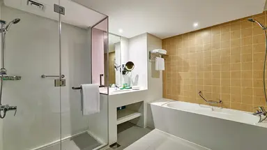 Ramada Hotel and Suites by Wyndham JBR
