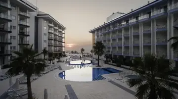 Ramada Hotel & Suites By Wyndam Kusadasi