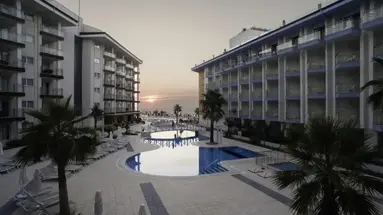 Ramada Hotel & Suites By Wyndam Kusadasi
