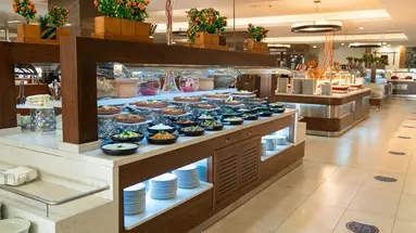 Ramada Hotel & Suites By Wyndam Kusadasi