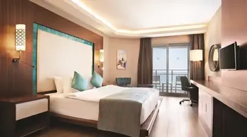 Ramada Hotel & Suites By Wyndam Kusadasi