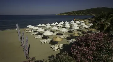 Ramada Hotel & Suites By Wyndam Kusadasi