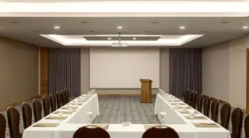 Ramada Hotel & Suites By Wyndam Kusadasi
