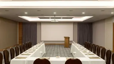 Ramada Hotel & Suites By Wyndam Kusadasi