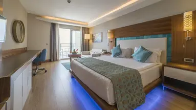 Ramada Hotel & Suites By Wyndam Kusadasi
