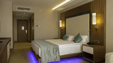 Ramada Hotel & Suites By Wyndam Kusadasi