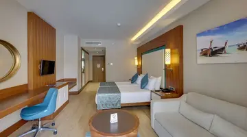 Ramada Hotel & Suites by Wyndham Kusadas