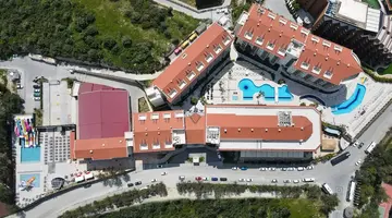 Ramada Hotel & Suites by Wyndham Kusadas