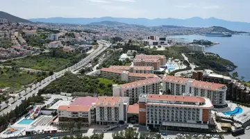 Ramada Hotel & Suites by Wyndham Kusadas