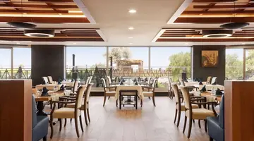 Ramada Hotel & Suites by Wyndham Kusadas