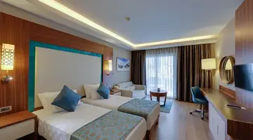Ramada Hotel & Suites by Wyndham Kusadas
