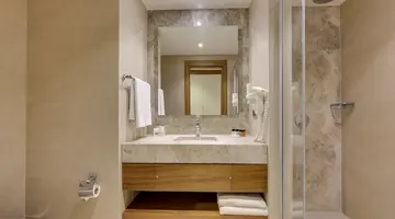 Ramada Hotel & Suites by Wyndham Kusadas