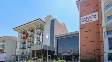 Ramada Hotel & Suites by Wyndham Kusadas