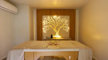 RAMADA HOTEL & SUITES BY WYNDHAM KUSADASI