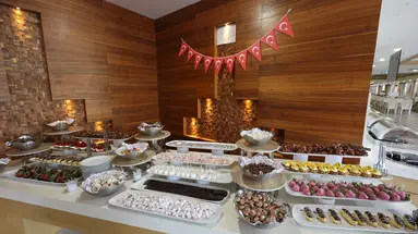 RAMADA HOTEL & SUITES BY WYNDHAM KUSADASI
