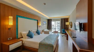 RAMADA HOTEL & SUITES BY WYNDHAM KUSADASI