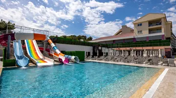 RAMADA HOTEL & SUITES BY WYNDHAM KUSADASI