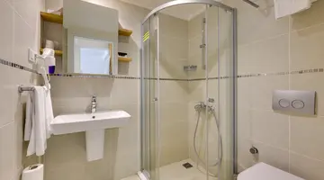 RAMADA HOTEL & SUITES BY WYNDHAM KUSADASI