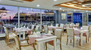 RAMADA HOTEL & SUITES BY WYNDHAM KUSADASI