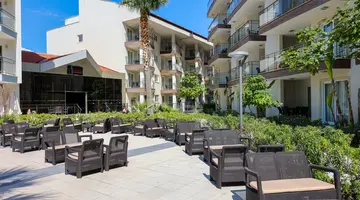 RAMADA HOTEL & SUITES BY WYNDHAM KUSADASI