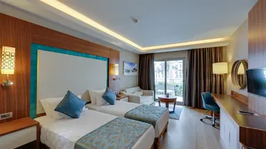 RAMADA HOTEL & SUITES BY WYNDHAM KUSADASI