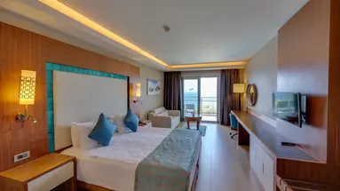 RAMADA HOTEL & SUITES BY WYNDHAM KUSADASI