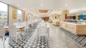 Ramada Hotel & Suites By Wyndham