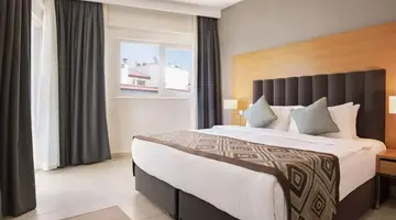 Ramada Hotel & Suites By Wyndham