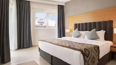 Ramada Hotel & Suites By Wyndham
