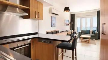 Ramada Hotel & Suites By Wyndham