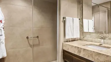 Ramada Hotel & Suites By Wyndham