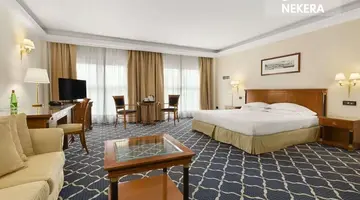 RAMADA NAPLES HOTEL