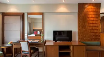Ramada Plaza by Wyndham Bangkok Menam Riverside