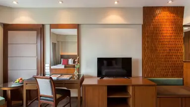Ramada Plaza by Wyndham Bangkok Menam Riverside