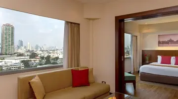 Ramada Plaza by Wyndham Bangkok Menam Riverside
