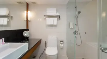 Ramada Plaza by Wyndham Bangkok Menam Riverside