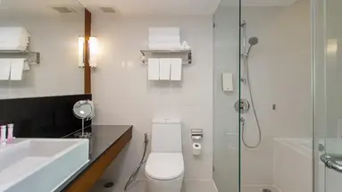 Ramada Plaza by Wyndham Bangkok Menam Riverside