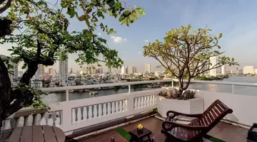 Ramada Plaza by Wyndham Bangkok Menam Riverside