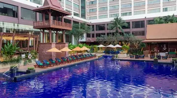 Ramada Plaza by Wyndham Bangkok Menam Riverside