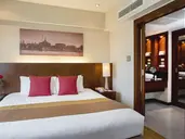 Ramada Plaza by Wyndham Bangkok Menam Riverside